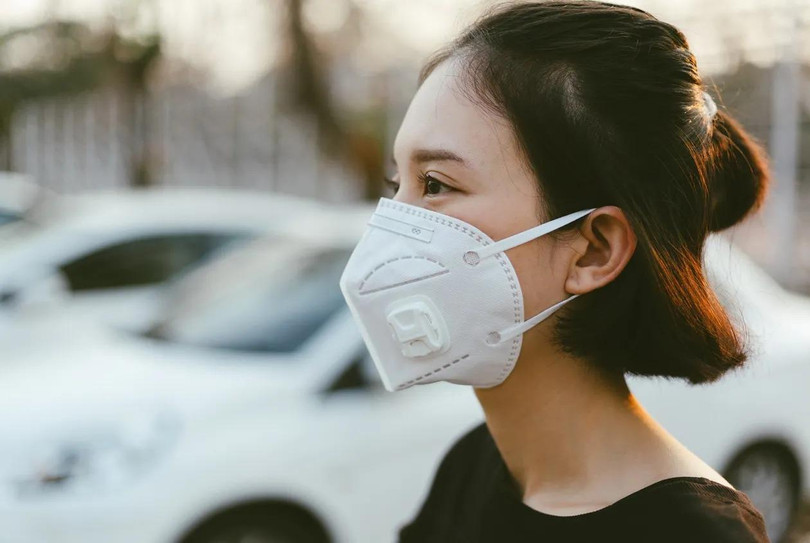 Khẩu trang N95 khan hiếm và tăng giá chóng mặt (Ảnh: CW).