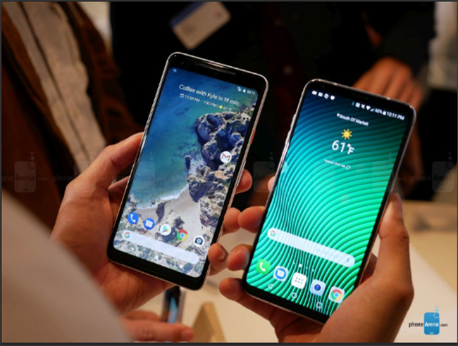 Google Pixel 2 XL vs LG V30: "mèo nào cắn mỉu nào"? ảnh 1