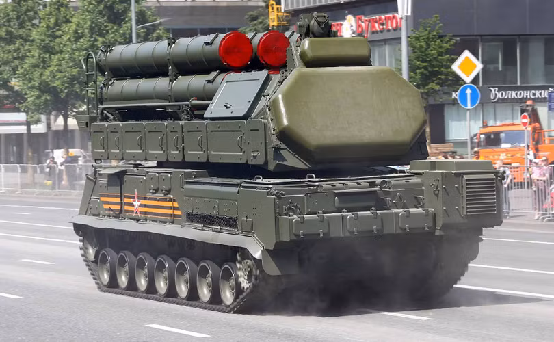 9A317M TEL của hệ thống phòng không 9K317M Buk-M3 (06/2020). Ảnh truyền thông Nga