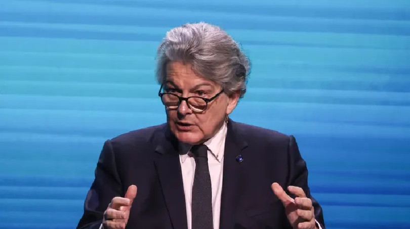 Thierry Breton, ủy viên thị trường nội bộ của Liên minh Châu Âu, có bài phát biểu quan trọng tại Mobile World Congress ở Barcelona. Angel Garcia /Bloomberg/Getty Images Thierry Breton, ủy viên thị trường nội bộ của Liên minh Châu Âu, có bài phát biểu quan trọng tại Mobile World Congress ở Barcelona. Angel Garcia /Bloomberg/Getty Images
