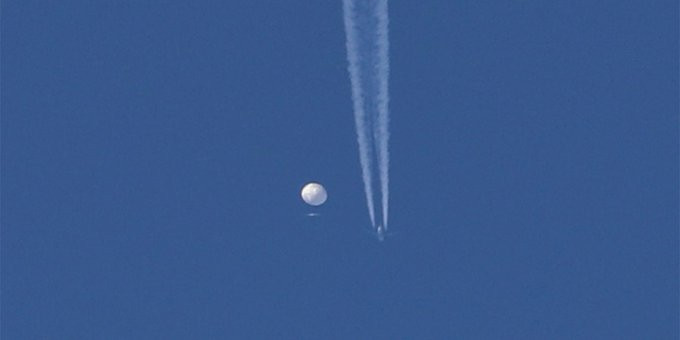 Hình ảnh Foxnews đưa tin vụ máy bay F-22 bắn hạ quả khí cầu Trung Quốc (Ảnh: FoxNews). Hình ảnh Foxnews đưa tin vụ máy bay F-22 bắn hạ quả khí cầu Trung Quốc (Ảnh: FoxNews).