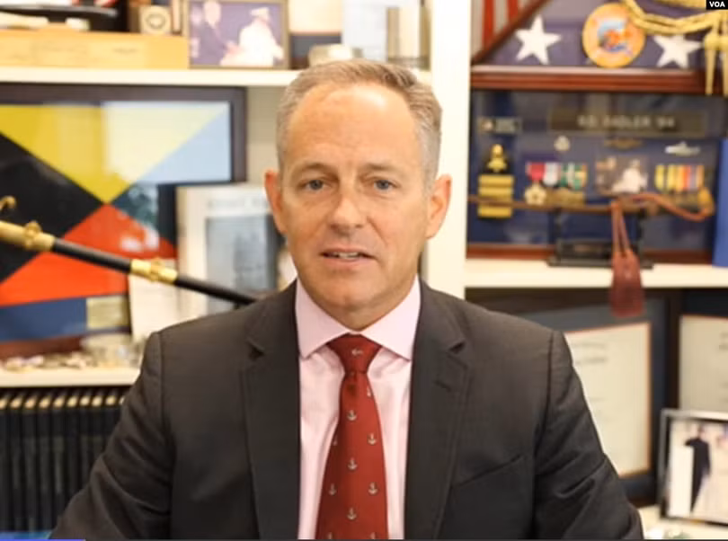 Ông Brent Sadler, nghiên cứu viên cấp cao về chiến tranh hải quân và công nghệ tiên tiến tại Trung tâm tư vấn Heritage Foundation (Ảnh: VOA). Ông Brent Sadler, nghiên cứu viên cấp cao về chiến tranh hải quân và công nghệ tiên tiến tại Trung tâm tư vấn Heritage Foundation (Ảnh: VOA).