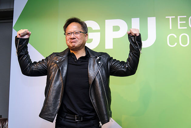 Jensen Huang voi phong cach an mac rieng.jpg