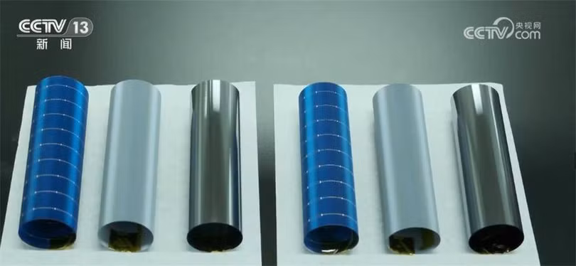 Tam pin cuon lai.jpeg