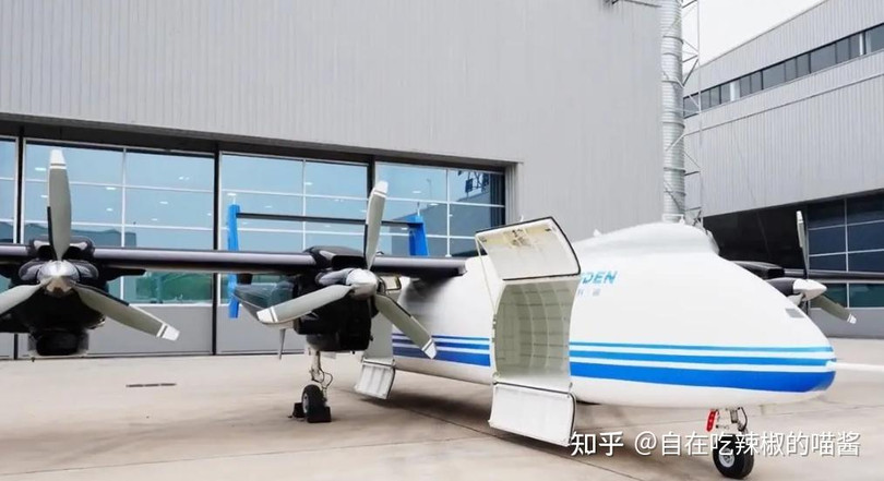 TB-001D 4 dong co.jpg