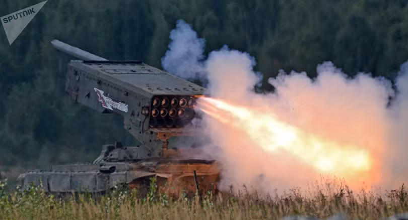 Hệ thống pháo phản lực nhiệt áp Buratino TOS=1 khai hỏa