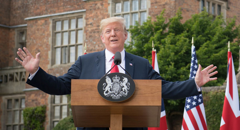 Ông Trump trong cuộc họp báo sau thượng đỉnh tại Helsinki với ông Putin Ông Trump trong cuộc họp báo sau thượng đỉnh tại Helsinki với ông Putin