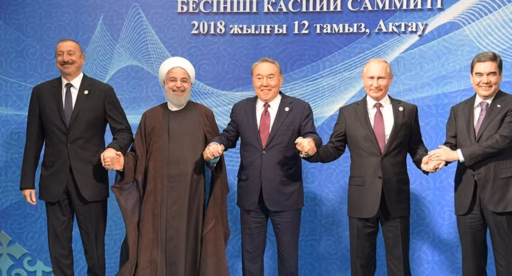 Tổng thống Nga V.Putin, Tổng thống Azerbaijan Ilkham Alyev, Tổng thống Turkmeniya Gurbanhuly Berdymukhamedov, Tổng thống Kazakhstan Nursultan Nazarbayev và Tổng thống Iran Hassan Rouhani tại Hội nghị thượng đỉnh Caspi lần thứ V ngày 12/8/2018) Tổng thống Nga V.Putin, Tổng thống Azerbaijan Ilkham Alyev, Tổng thống Turkmeniya Gurbanhuly Berdymukhamedov, Tổng thống Kazakhstan Nursultan Nazarbayev và Tổng thống Iran Hassan Rouhani tại Hội nghị thượng đỉnh Caspi lần thứ V ngày 12/8/2018)