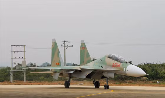Tiêm kích-bom thế hệ 4+ Su-30MK2 của Không quân Việt Nam dự kiến được trang bị các tên lửa hành trình tầm xa (sdelanounas.ru)