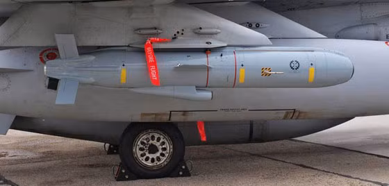 Tên lửa hành trình Delilah AL dưới cánh tiêm kích-bom F-16I Fighting Phalcon (topwar.ru)