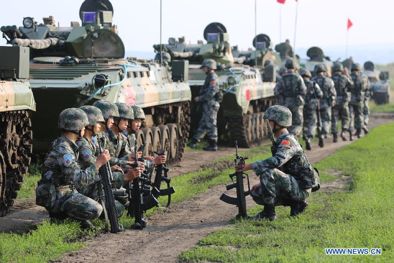 Binh sĩ Trung Quốc trong một cuộc hành quân tập trận