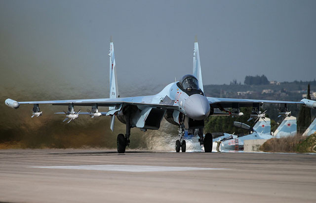 Su-35 ở căn cứ Hmeimim, Syria