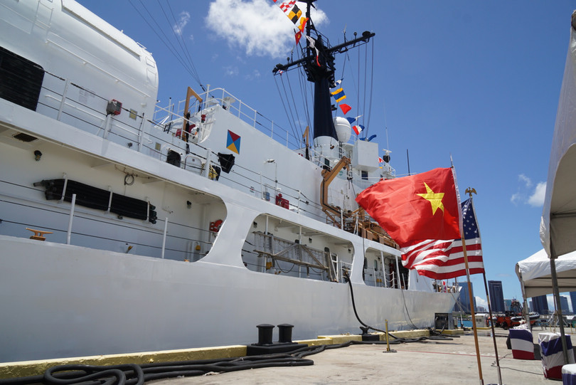 Tàu USCGC Morgenthau lớp Hamilton được chuyển giao cho Cảnh sát biển Việt Nam tại buổi lễ ở Hawaii sáng 25/5