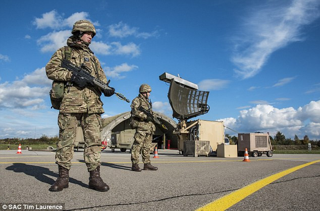 Nhóm binh sĩ Anh vừa được triển khai đến các nước NATO ở phía đông giáp biên giới Nga