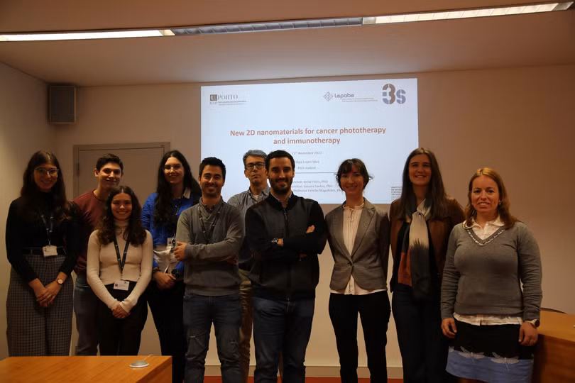 Artur Pinto va nhom.png