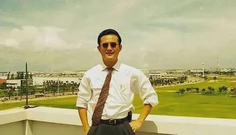 Vikrom Kromadit thoi tre.jpg