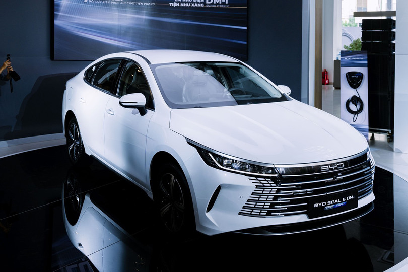 Hai mẫu ô tô mới của VinFast được hé lộ, nhiều khả năng là xe hybrid - 4.jpg