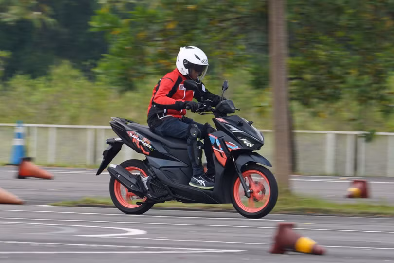 Honda Vario 125 đời mới lột xác về thiết kế, có thêm bản tay lái trần cho dân chơi - Ảnh 8.jpg