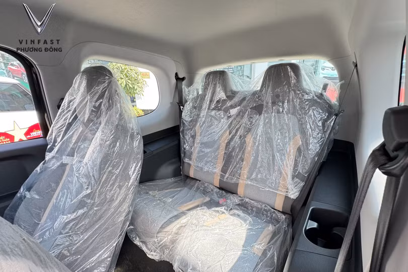 Ô tô điện nhỏ nhất của VinFast có mặt tại đại lý, giá 269 triệu đồng - 10.jpg