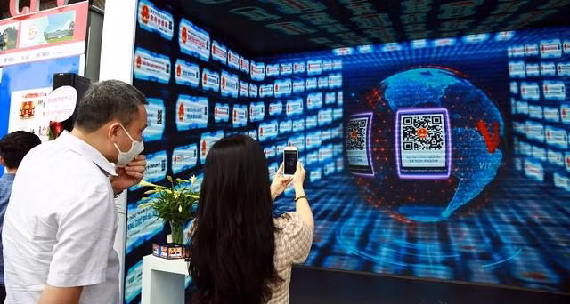 Chuyển đổi số trong gian trưng bày trang Báo Điện tử Chính phủ