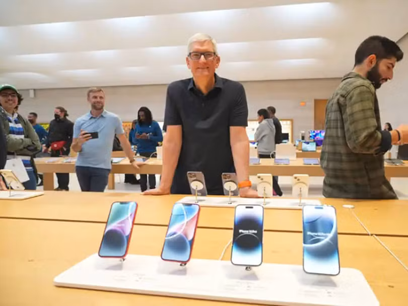 BOE da tro thanh doi thu lon cua Samsung voi Apple.jpeg