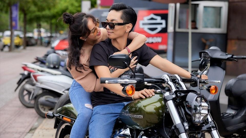 Khánh Thi - Phan Hiển