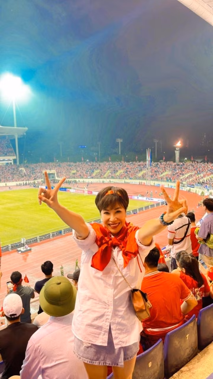 Ca sĩ Uyên Linh Ca sĩ Uyên Linh