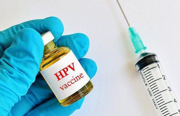 Vaccine HPV đã góp phần quan trọng đưa Chung Thiểm Thiểm trở thành người giàu nhất Trung Quốc (Ảnh: bornduo).