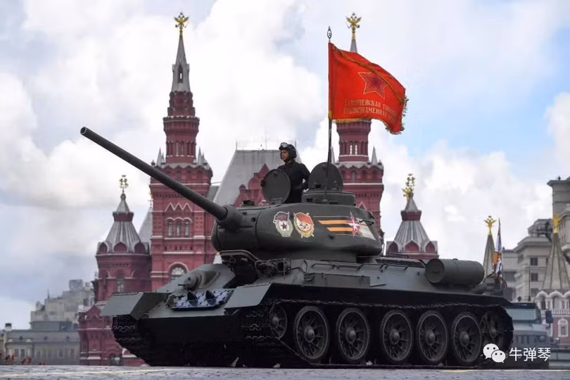 Xe tăng huyền thoại T-34 . Xe tăng huyền thoại T-34 .