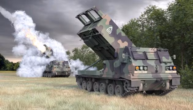 Hệ thống phóng rocket nhiều nòng (MLRS) của Mỹ. Hệ thống phóng rocket nhiều nòng (MLRS) của Mỹ.
