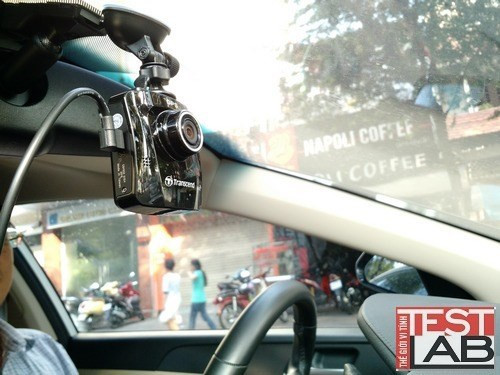 Camera hành trình Transcend DrivePro 220.