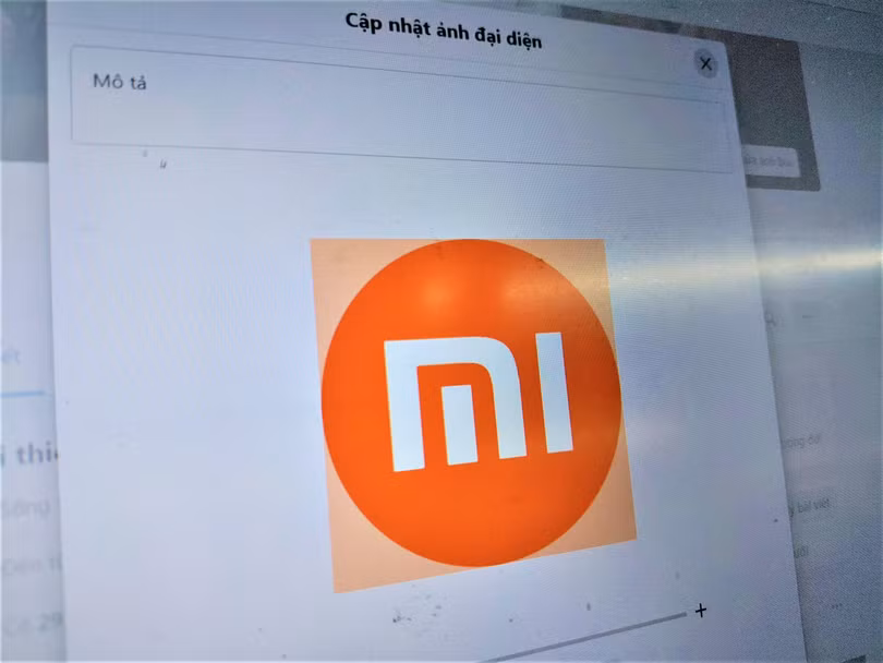 Công cụ của Facebook tự động biến biểu tượng logo mới của Xiaomi thành hình tròn. Công cụ của Facebook tự động biến biểu tượng logo mới của Xiaomi thành hình tròn.