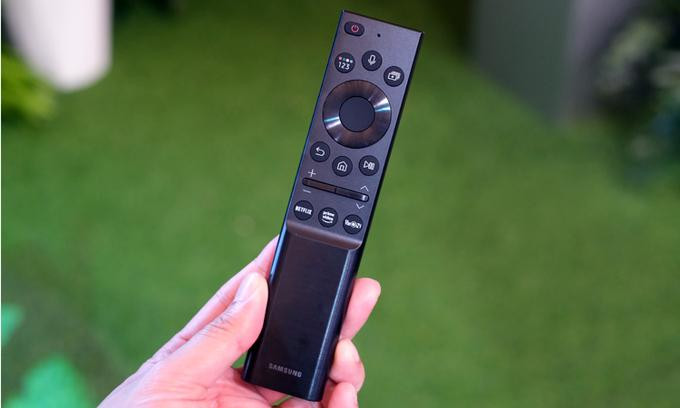 Điều khiển mới trên các dòng Neo QLED và Lifestyle TV 2021 của Samsung. Ảnh: Tuấn Hưng
