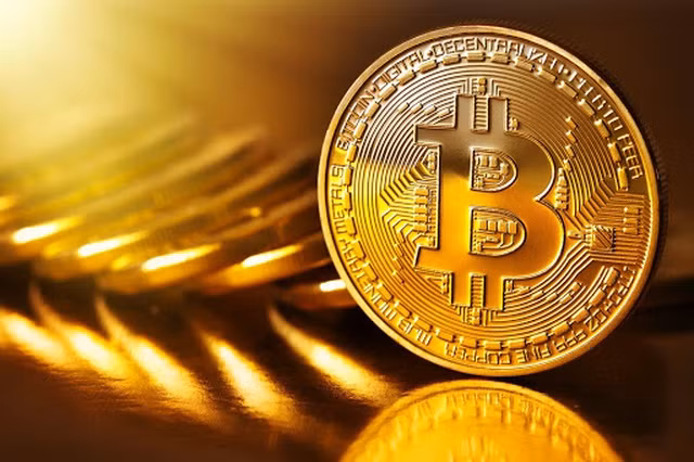 Bitcoin tăng sốc trước thềm bầu cử Mỹ