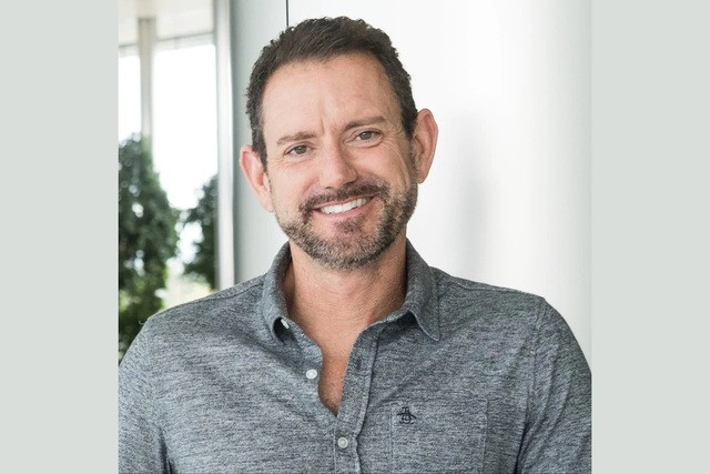 Thomas Moyer, Giám đốc an ninh toàn cầu của Apple, bị cáo buộc sử dụng iPad để hối lộ cảnh sát Thomas Moyer, Giám đốc an ninh toàn cầu của Apple, bị cáo buộc sử dụng iPad để hối lộ cảnh sát