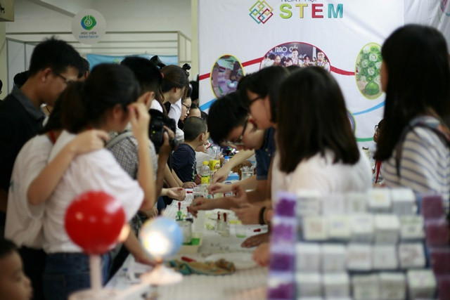 Học sinh lớp 9 chế thiết bị bay không người lái ảnh 5