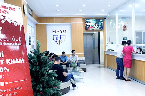 Phòng khám Đa khoa Mayo bi tố vẫn hoạt động sau khi bị tước giấy phép