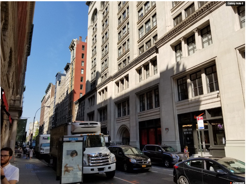 So ảnh chụp iPhone 8 Plus và Galaxy Note 8: ai mới đích thực là "vua"? ảnh 16