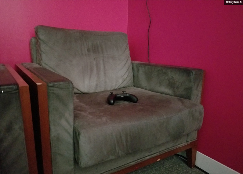 So ảnh chụp iPhone 8 Plus và Galaxy Note 8: ai mới đích thực là "vua"? ảnh 24