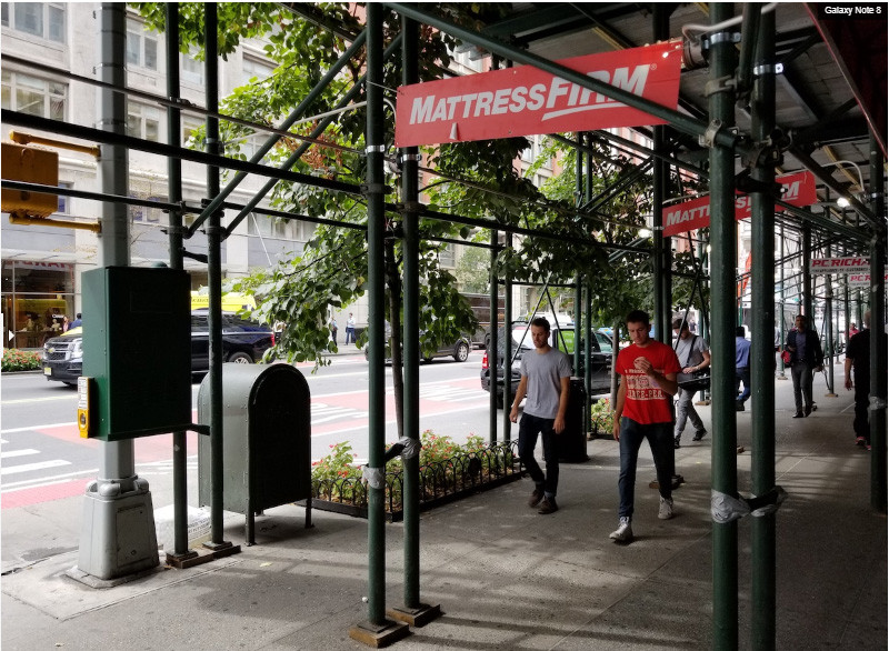 So ảnh chụp iPhone 8 Plus và Galaxy Note 8: ai mới đích thực là "vua"? ảnh 22