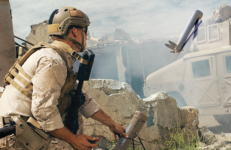 UAV Switchblade là loại vũ khí gọn nhẹ, dễ sử dụng. UAV Switchblade là loại vũ khí gọn nhẹ, dễ sử dụng.