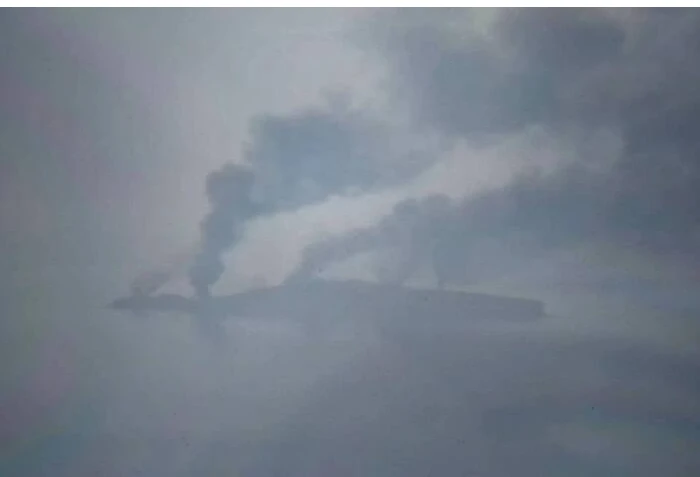 Hình ảnh Đảo Rắn bị Ukraine pháo kích đêm 29 rạng 30/6 (Ảnh: QQ). Hình ảnh Đảo Rắn bị Ukraine pháo kích đêm 29 rạng 30/6 (Ảnh: QQ).