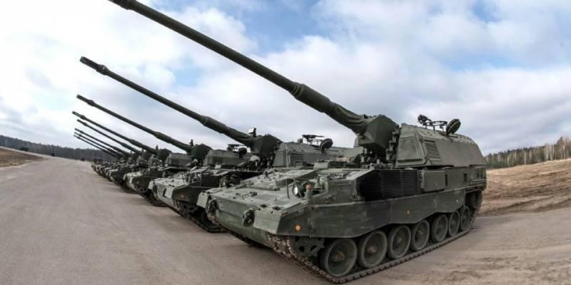 Ukraine đã nhận được 12 khẩu PzH-2000 từ Đức và Hà Lan (Ảnh: Topwar).