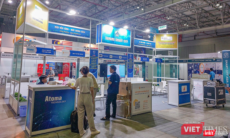 Gian trưng bày của UBND TP Đà Nẵng tại Diễn đàn và triển lãm quốc tế TP thông minh châu Á tại Việt Nam