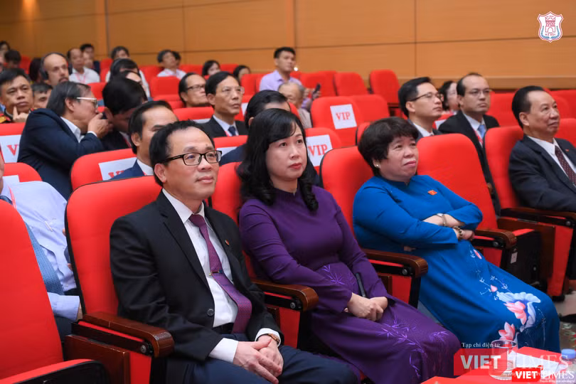 Các đại biểu dự lễ kỷ niệm