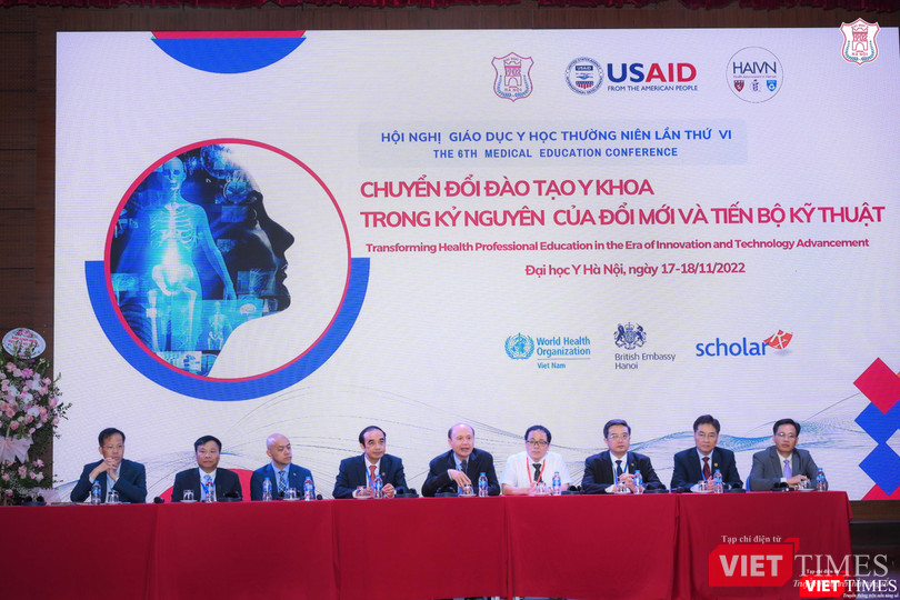 Lãnh đạo các trường đại học trong cả nước trao đổi về việc nâng cao chất lượng đào tạo nguồn nhân lực lĩnh vực sức khỏe Lãnh đạo các trường đại học trong cả nước trao đổi về việc nâng cao chất lượng đào tạo nguồn nhân lực lĩnh vực sức khỏe