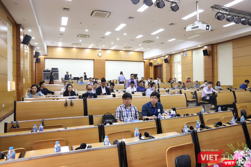 Số học viên đăng ký học trực tiếp và trực tuyến khóa học cập nhật kiến thức về nam học tại BV Đại học Y Hà Nội tăng nhanh từng năm Số học viên đăng ký học trực tiếp và trực tuyến khóa học cập nhật kiến thức về nam học tại BV Đại học Y Hà Nội tăng nhanh từng năm