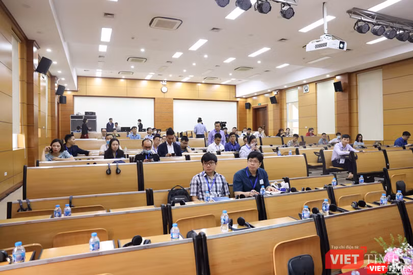 Số học viên đăng ký học trực tiếp và trực tuyến khóa học cập nhật kiến thức về nam học tại BV Đại học Y Hà Nội tăng nhanh từng năm