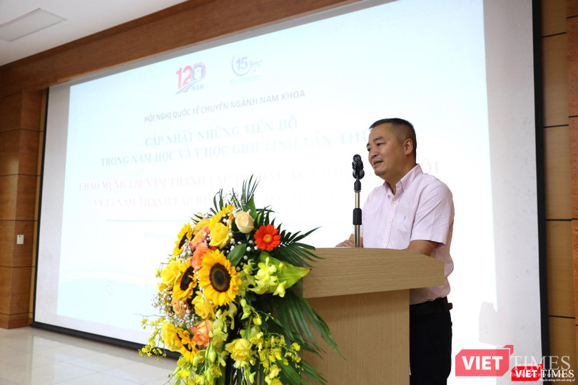 PGS.TS. Nguyễn Lân Hiếu - Giám đốc BV Đại học Y Hà Nội, đại biểu Quốc hội - cam kết tiếp tục ủng hộ chuyên khoa Nam học và Y học giới tính phát triển PGS.TS. Nguyễn Lân Hiếu - Giám đốc BV Đại học Y Hà Nội, đại biểu Quốc hội - cam kết tiếp tục ủng hộ chuyên khoa Nam học và Y học giới tính phát triển