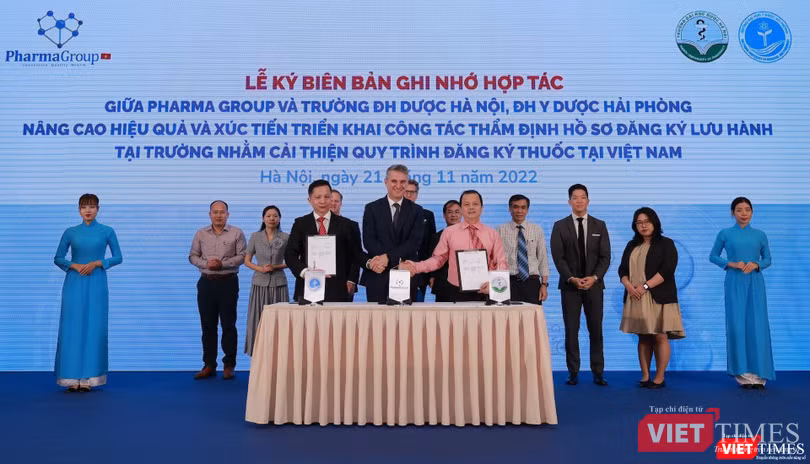 Lễ ký kết giữa Hiệp hội Doanh nghiệp châu Âu tại Việt Nam và Tiểu ban Dược phẩm thuộc Hiệp hội Doanh nghiệp châu Âu tại Việt Nam cùng Trường Đại Học Y Dược Hải Phòng, Trường Đại học Dược Hà Nội